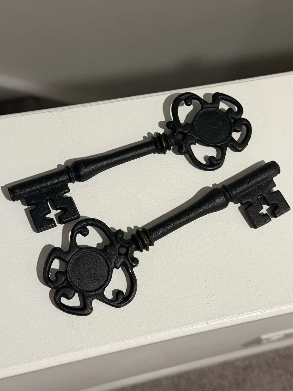 Vintage Style Iron Skeleton Key Set - decor or crafting